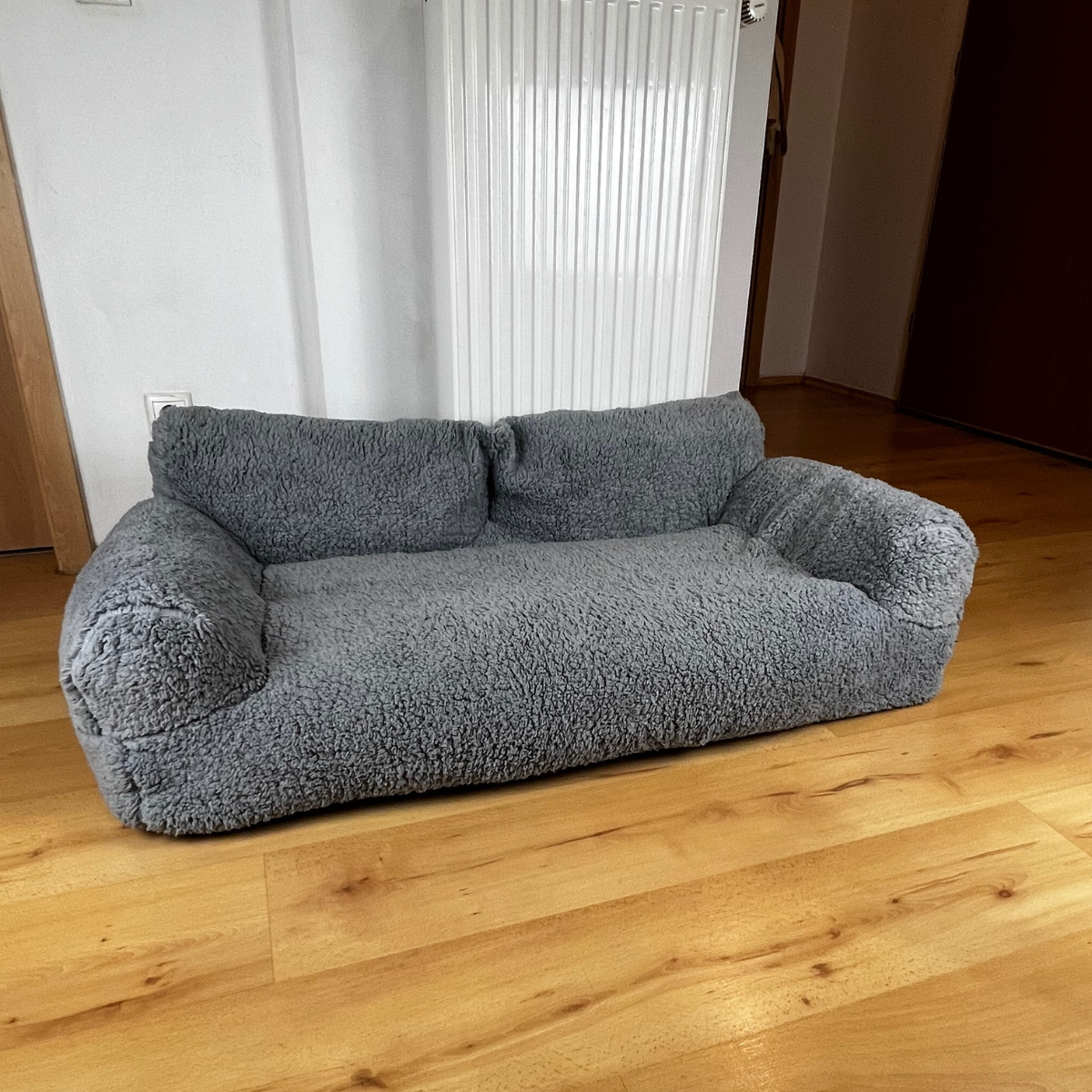 Uspokajająca sofa dla zwierząt - Komfort i spokój zapewnione