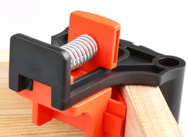 Alicates de ángulo para madera